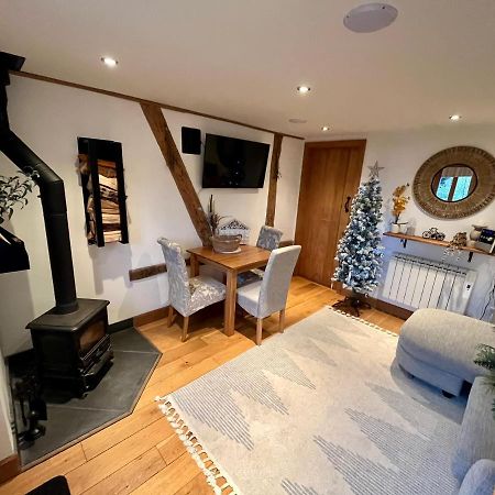 Apple Tree Cottage 헤리퍼드 외부 사진